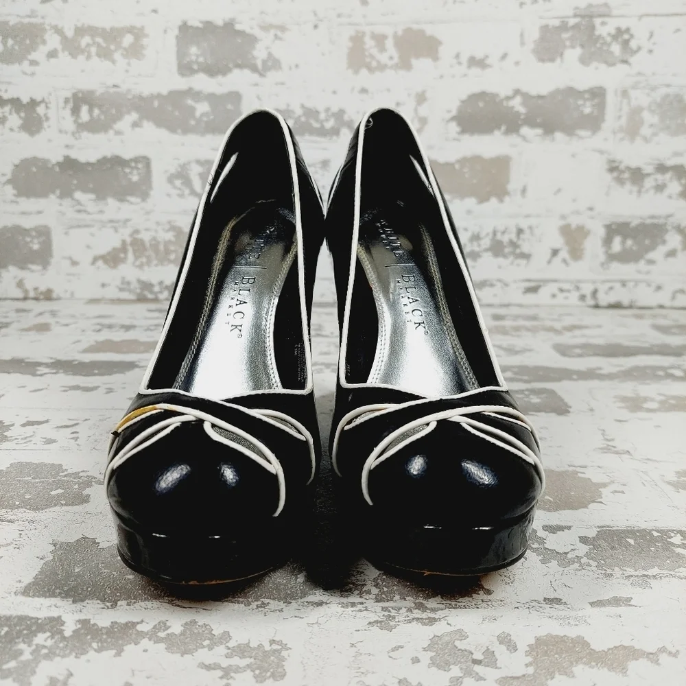 White House Black Market Brady Black White Trim Slip On Wedge Heels O290